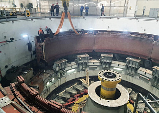 На Майнской ГЭС начата замена второго гидроагрегата